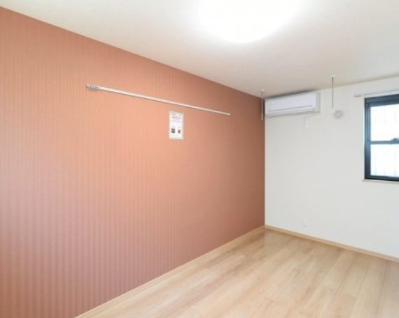 ROW HOUSE王子本町の居間写真