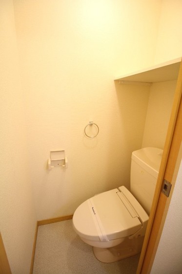 トイレ　※別部屋の写真です