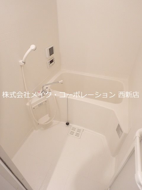 地下鉄七隈線 別府駅 徒歩5分 8階建 築19年の風呂写真