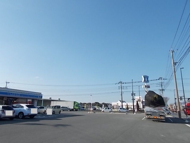 コンビニ　ローソン（コンビニ）まで1100m