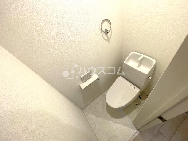 ＪＲ片町線 忍ケ丘駅 徒歩1分 3階建 築1年のトイレ写真