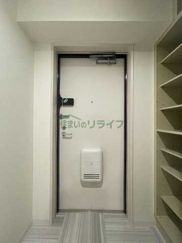 ニューガイアリルーム葛西駅南No.20の玄関写真