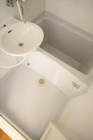 レオパレスブールバール IIの風呂写真