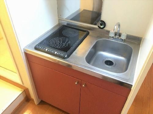 レオパレスバードのキッチン写真