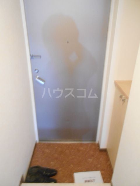 エストレーラの玄関写真