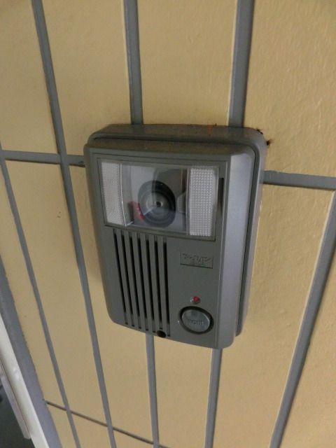 セキュリティ　防犯ＴＶモニター付きのドアホン