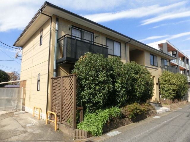 建物外観　１フロア２世帯のみで全世帯角部屋のアパートです。