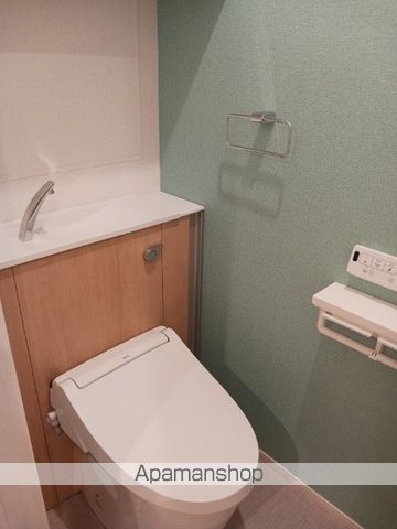 湘南モノレール 湘南深沢駅 徒歩13分 3階建 築2年のトイレ写真