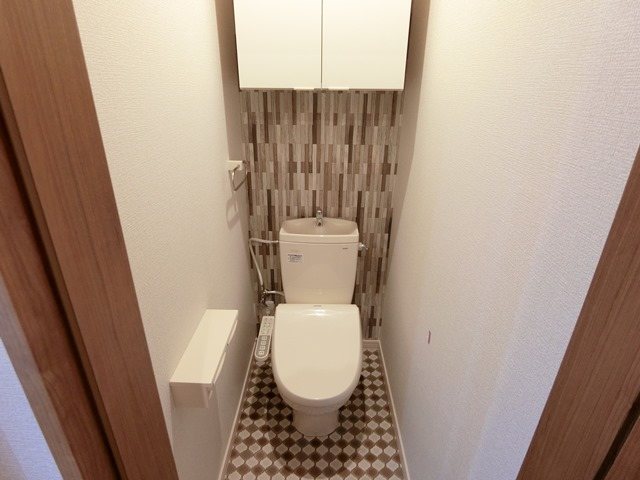 トイレ　ウォシュレット設置済みです！