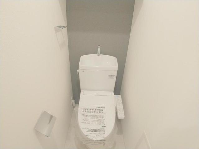 トイレ　別部屋同仕様タイプ