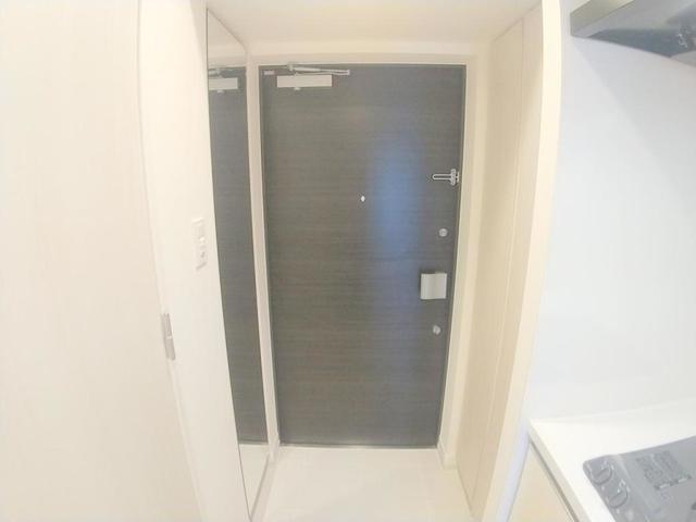 玄関　別部屋同仕様タイプ
