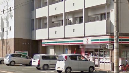 コンビニ　セブンイレブン熊本九品寺4丁目店（コンビニ）まで326m