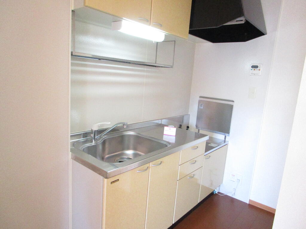 キッチン　クリーム色のかわいいキッチンです！