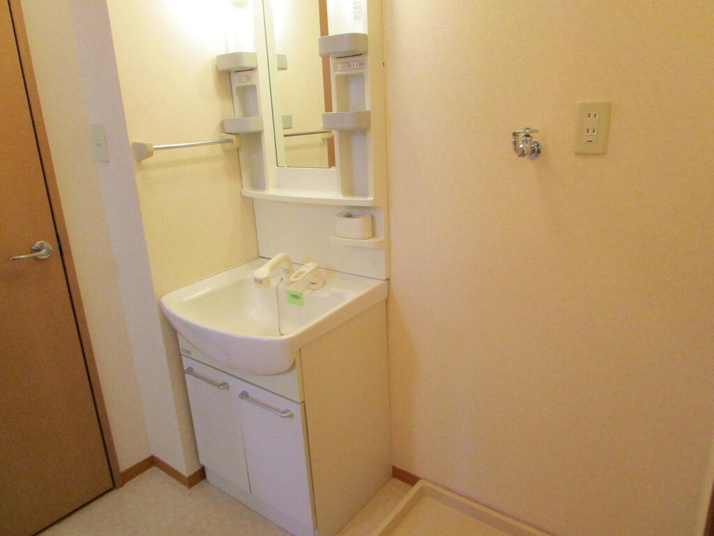 洗面設備　シャンプードレッサー　これでスタイリングもOK！！