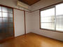 居室・リビング　一部屋は和室から洋室へリフォーム済みです