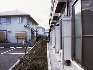 バルコニー　南東向きで日当たり良好です。