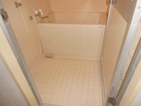 バス・シャワールーム　バス（イメージ）