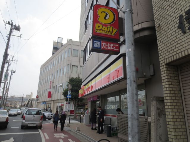 コンビニ　ヤマザキ（コンビニ）まで410m