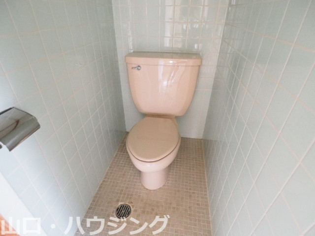 【三谷ビルのトイレ】