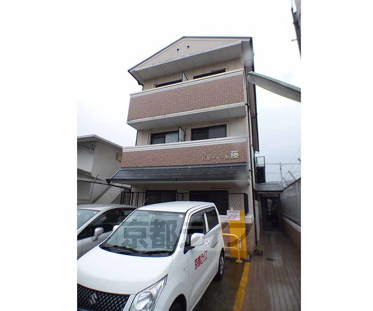 京都市北区西賀茂柿ノ木町のマンションの建物外観