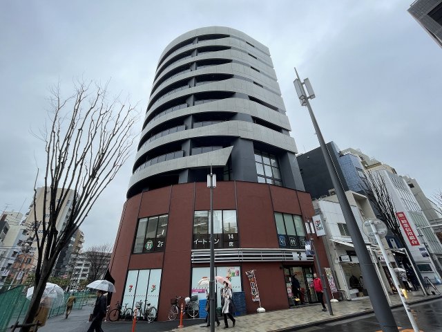 新宿区神楽坂のマンションの建物外観