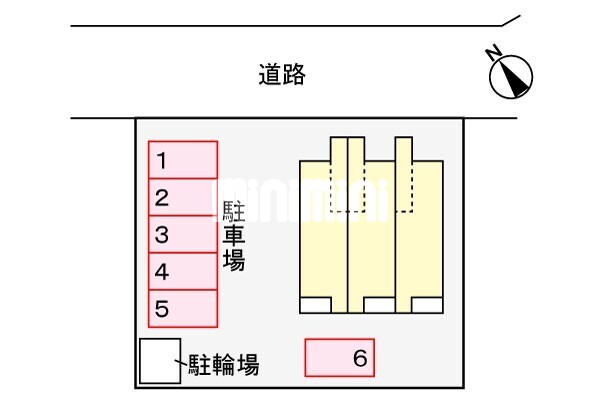 【フラン　コリーヌの駐車場】