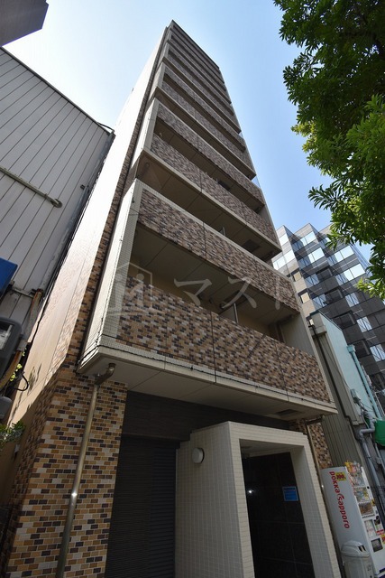 【大阪市中央区内平野町のマンションの建物外観】