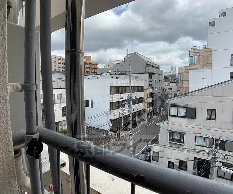 【室町マンションの眺望】