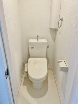 トイレ　ライブズ品川