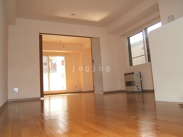 居室・リビング　同号室タイプ写真