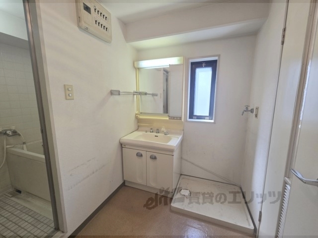 その他設備　給湯器リモコン