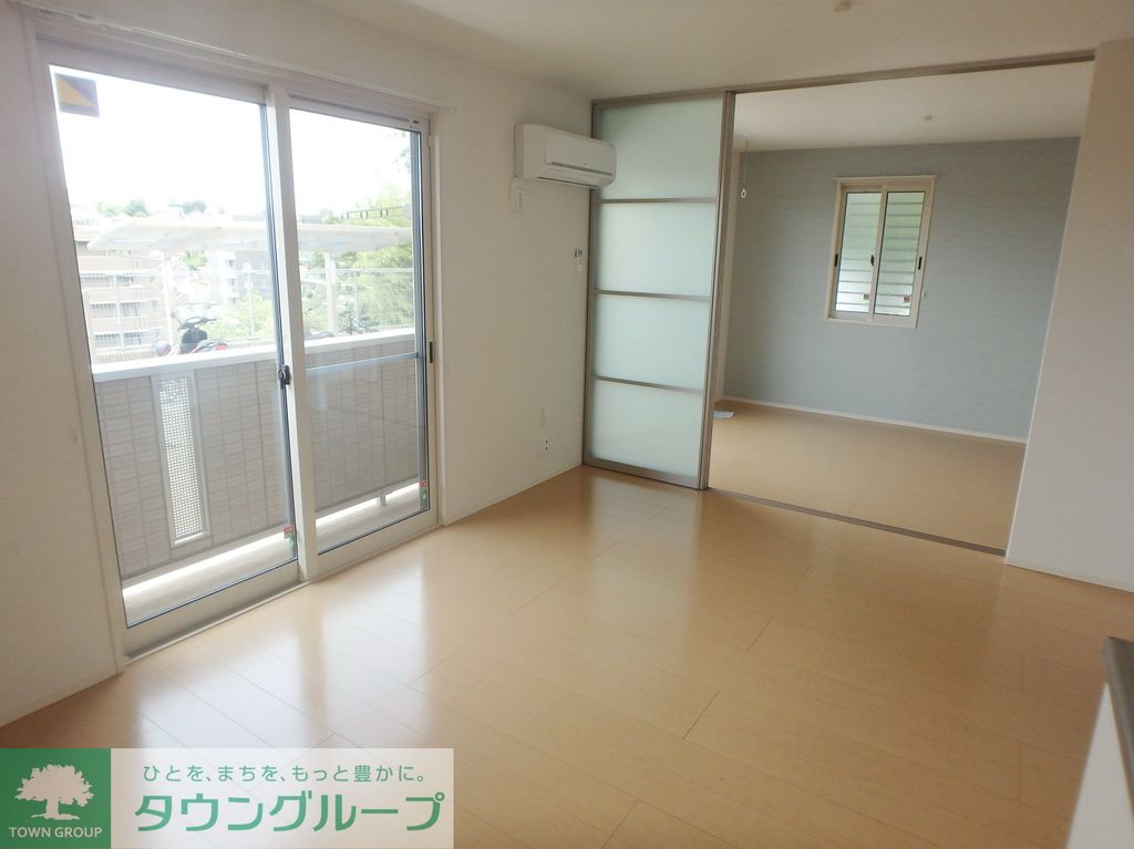 居室・リビング　★お部屋のレイアウトや使い方等、ご来店時に説明させて頂きま…