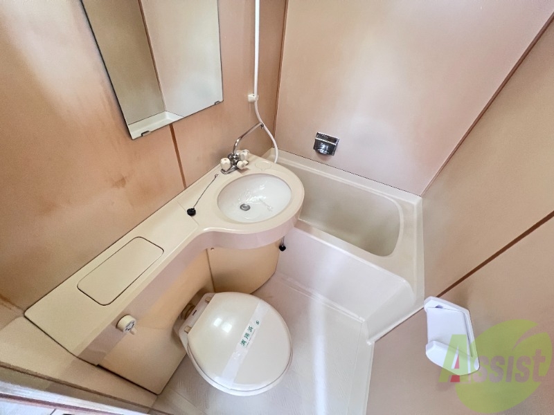 バス・シャワールーム