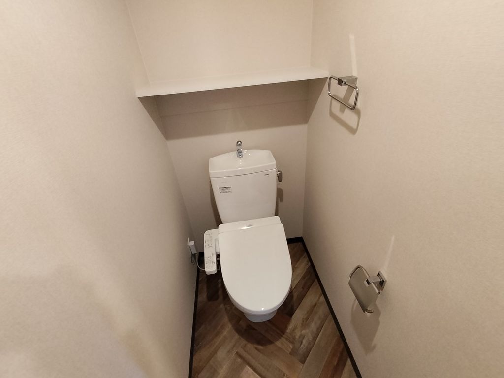 トイレ　トイレ