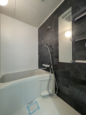 バス・シャワールーム　EsTRUTH PLUS OSAKA-FUKUSHIMA