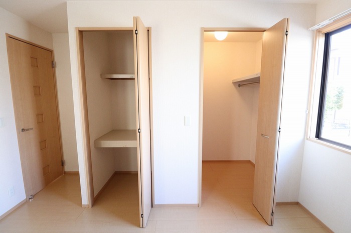 収納　ウォークインクローゼット