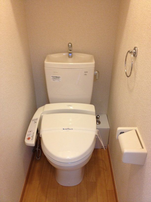 トイレ　設備が現物と異なる場合があります