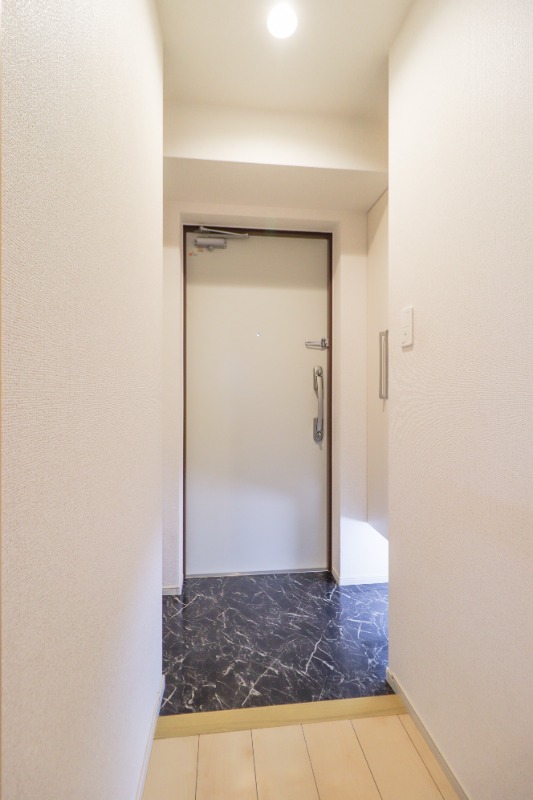 玄関　図面と現状に相違がある場合には現状を優先