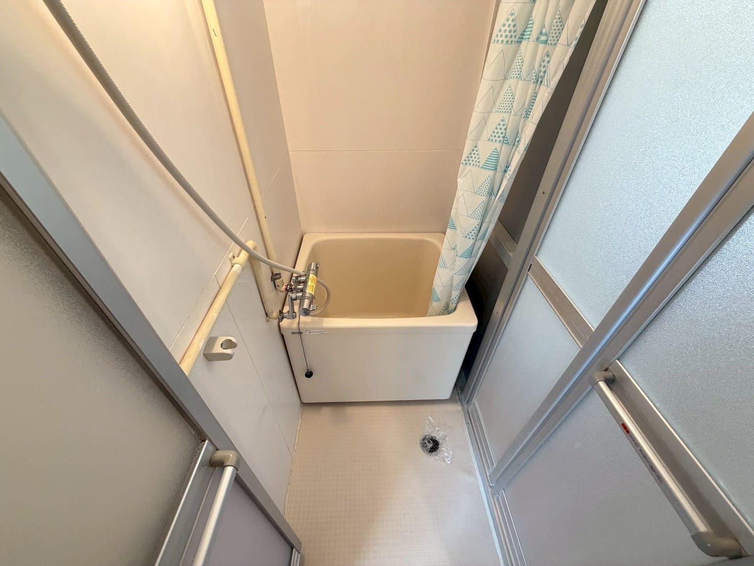 バス・シャワールーム　浴室