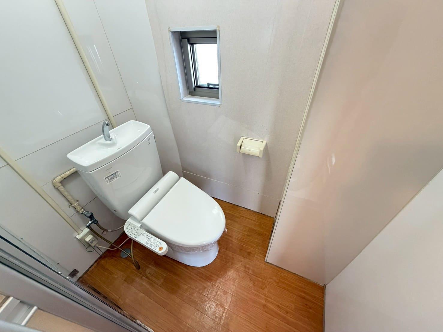 トイレ　ウォシュレット付きトイレ