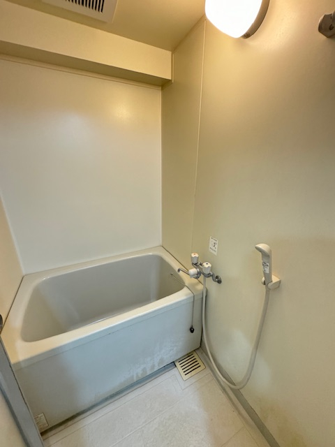 バス・シャワールーム　別部屋参考写真