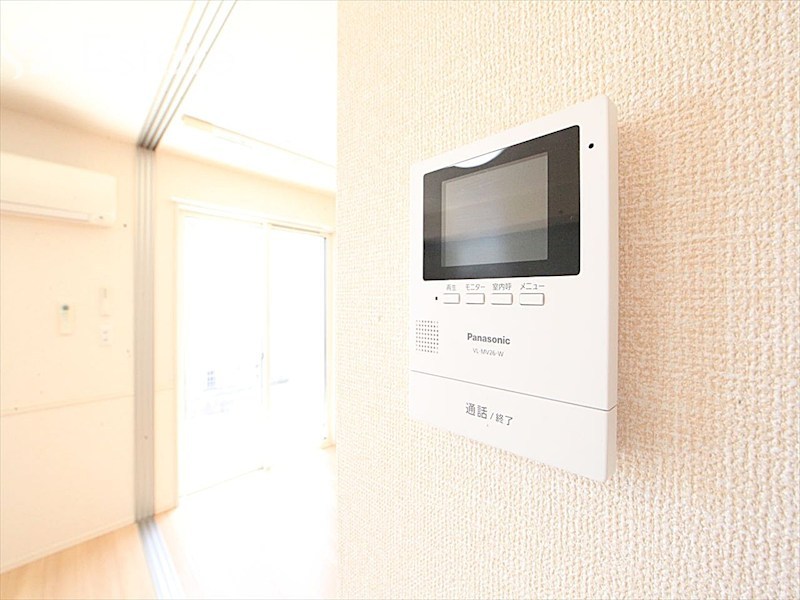 セキュリティ　モニター付きインターホン