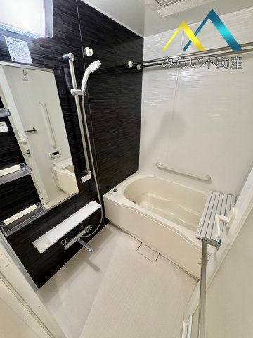バス・シャワールーム　※写真は同タイプ住戸です。
