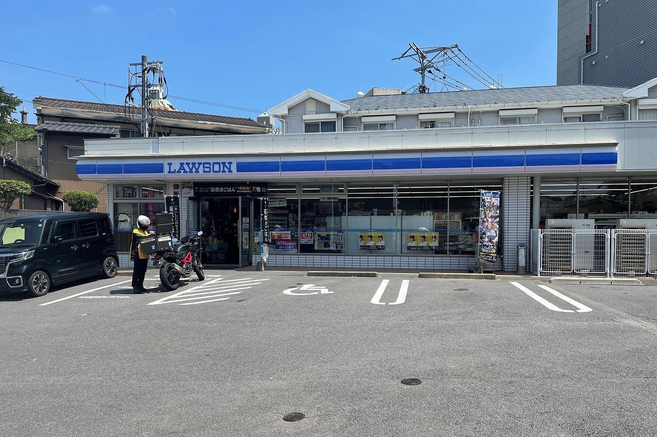 コンビニ　ローソン石神店（コンビニ）まで396m