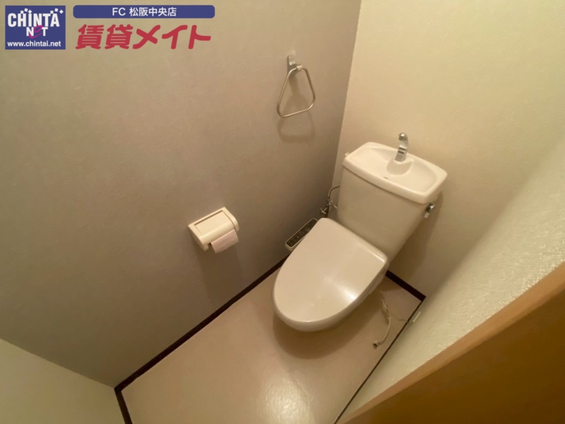 トイレ　別部屋参考写真です