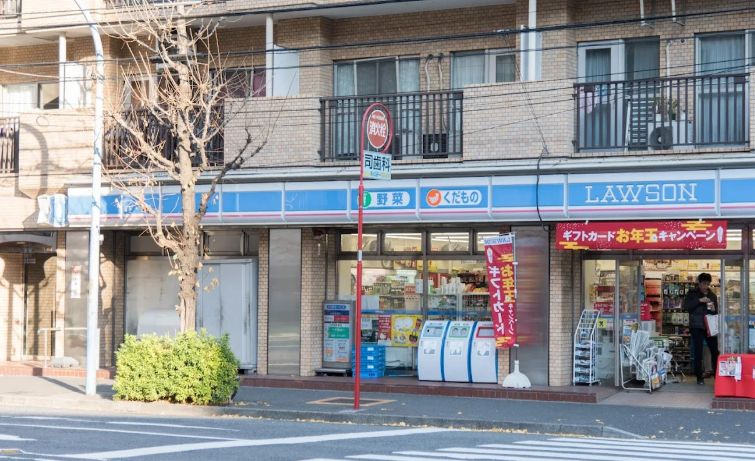 コンビニ　ローソン新宿山吹町店（コンビニ）まで159m