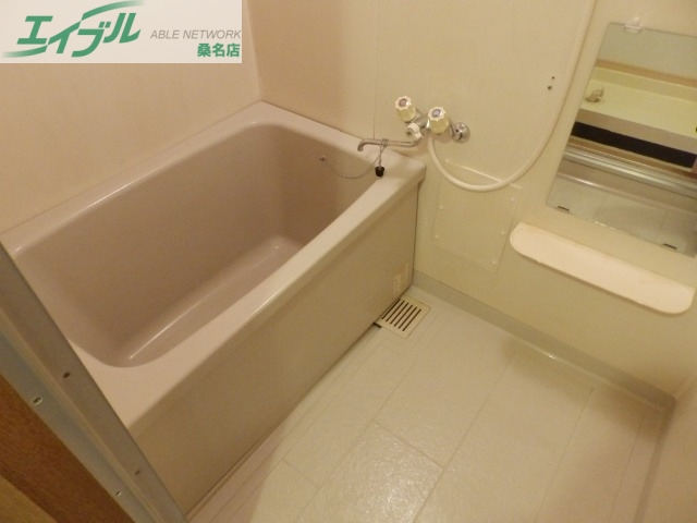 バス・シャワールーム　同型参考写真