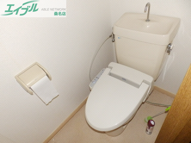 トイレ　同型参考写真