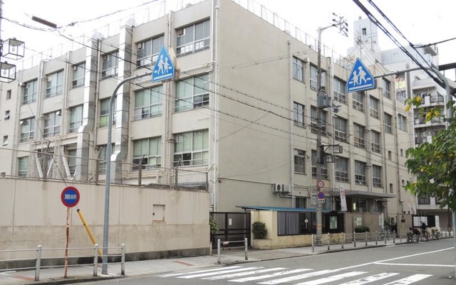 小学校　大阪市立敷津小学校（小学校）まで229m