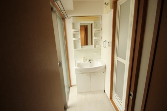 洗面設備　※別部屋の写真です